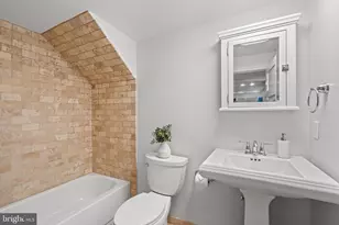 1426 Massachusetts Ave SE, Washington, DC 20003 - Photo 14