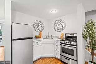 1426 Massachusetts Ave SE, Washington, DC 20003 - Photo 12