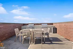 37 L St SE, Washington, DC 20003 - Photo 10