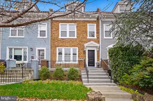 1526 Spring Pl NW, Washington, DC 20010 - Photo 2