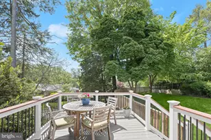 5004 Klingle St NW, Washington, DC 20016 - Photo 8