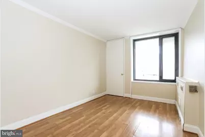 240 M Street SW #E511, Washington, DC 20024 - Photo 8