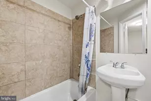 711 Harvard St NW, Washington, DC 20001 - Photo 14
