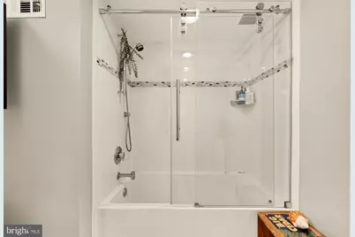440 12th Street NE #211, Washington, DC 20002 - Photo 18