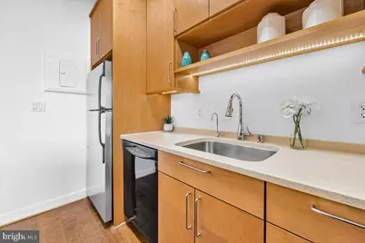 955 26th Street NW #707, Washington, DC 20037 - Photo 10