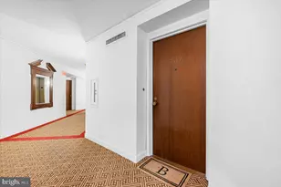 955 26th St NW, Washington, DC 20037 - Photo 2