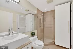 1010 Massachusetts Ave NW, Washington, DC 20001 - Photo 12