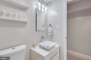 26 T St NE, Washington, DC 20002 - Photo 18
