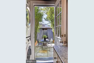 1317 Potomac Avenue SE, Washington, DC 20003 - Photo 18