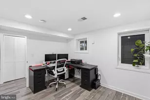 445 Kenyon St NW, Washington, DC 20010 - Photo 30