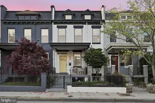 445 Kenyon St NW, Washington, DC 20010 - Photo 2