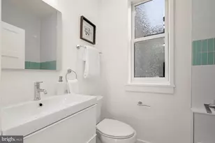 1103 P St NW, Washington, DC 20005 - Photo 22
