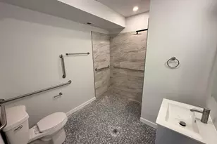 1516 18th St SE, Washington, DC 20020 - Photo 4