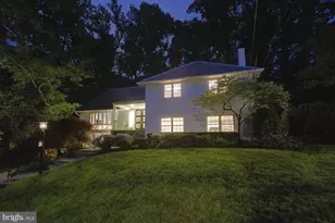 2824 Ellicott St NW, Washington, DC 20008 - Photo 2