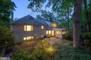 2824 Ellicott St NW, Washington, DC 20008 - Photo 32
