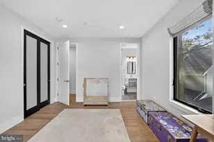 5310 Dorsett Pl NW, Washington, DC 20016 - Photo 32