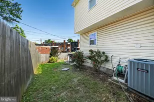 108 Kenilworth Avenue Northeast, Washington, DC 20019 - Photo 32