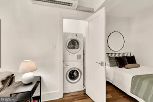1910 Kalorama Rd NW, Washington, DC 20009 - Photo 22