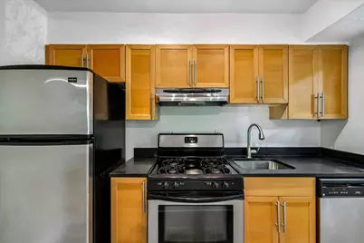 1801 Clydesdale Place NW #525, Washington, DC 20009 - Photo 6