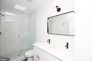 631 Constitution Ave NE, Washington, DC 20002 - Photo 20