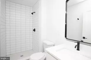 631 Constitution Ave NE, Washington, DC 20002 - Photo 44