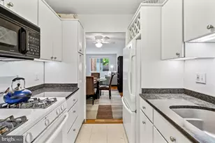 5406 Connecticut Ave NW, Washington, DC 20015 - Photo 8