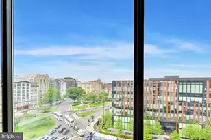 1 Scott Cir NW, Washington, DC 20036 - Photo 8