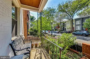 524 10th St SE, Washington, DC 20003 - Photo 4