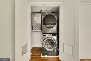 1337 K St SE, Washington, DC 20003 - Photo 16