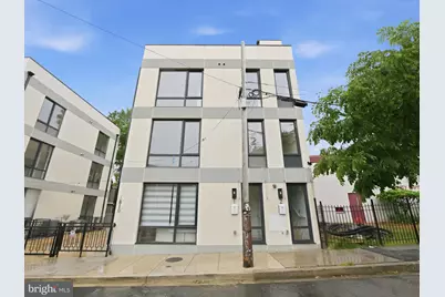 1810 Central Place NE #2, Washington, DC 20002 - Photo 2