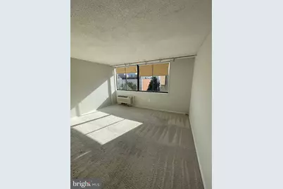 1325 18th Street NW #612, Washington, DC 20036 - Photo 2