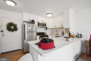 950 25th St NW, Washington, DC 20037 - Photo 6