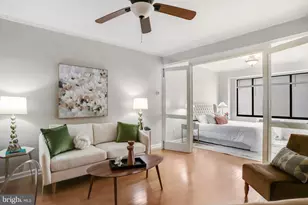 1 Scott Cir NW, Washington, DC 20036 - Photo 4