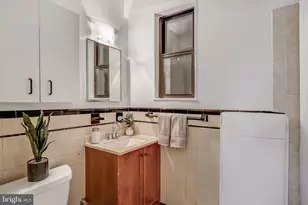 1 Scott Cir NW, Washington, DC 20036 - Photo 20