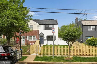 4616 Hanna Place SE, Washington, DC 20019 - Photo 2