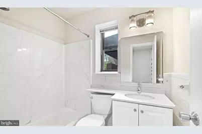 2325 42nd Street NW #420, Washington, DC 20007 - Photo 14