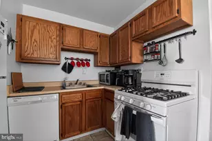 940 25th St NW, Washington, DC 20037 - Photo 6