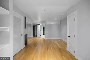 1109 M St NW, Washington, DC 20005 - Photo 10