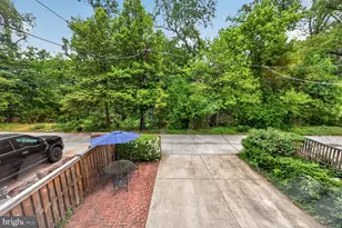 1605 44th St NW, Washington, DC 20007 - Photo 26