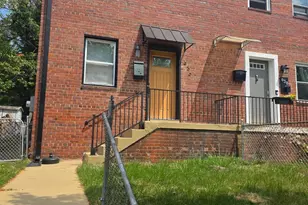 636 Burns St SE, Washington, DC 20019 - Photo 2