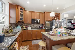211 Beacon Pl NE, Washington, DC 20011 - Photo 12