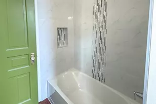 401 8th St NE, Washington, DC 20002 - Photo 8