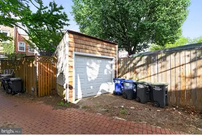 1319 Massachusetts SE, Washington, DC 20003 - Photo 30
