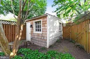 1319 Massachusetts SE, Washington, DC 20003 - Photo 28