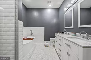 1223 Meigs Pl NE, Washington, DC 20002 - Photo 16