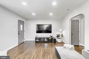 4609 Hillside Rd SE, Washington, DC 20019 - Photo 6