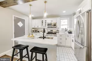 4609 Hillside Rd SE, Washington, DC 20019 - Photo 10