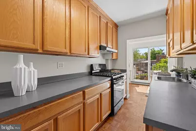 1713 Surrey Lane NW, Washington, DC 20007 - Photo 12