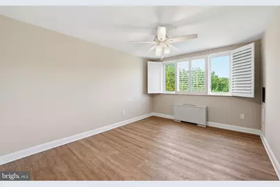 2400 41st Street NW #500, Washington, DC 20007 - Photo 18