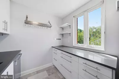 2400 41st Street NW #500, Washington, DC 20007 - Photo 10